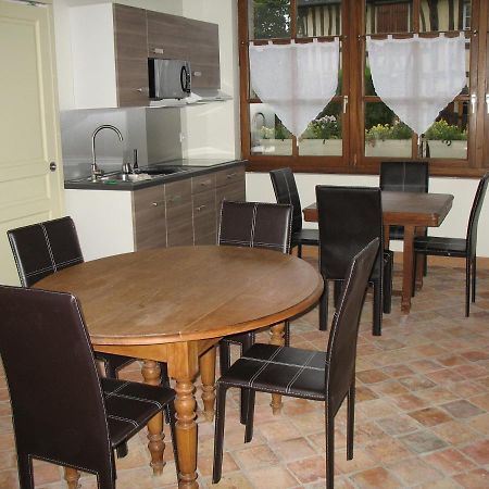 Chambres D'Hotes Les Hostises De Boscherville Saint-Martin-de-Boscherville Eksteriør billede